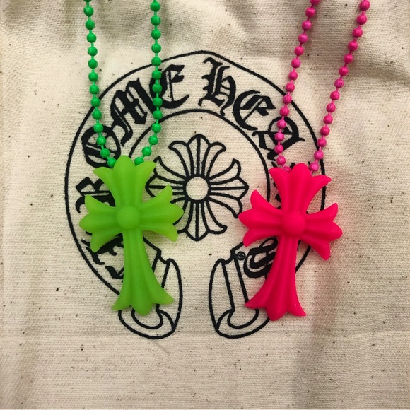 Chrome Hearts Rubber Silichrome CH Cross Pendant Necklace - Picture 5 of 5